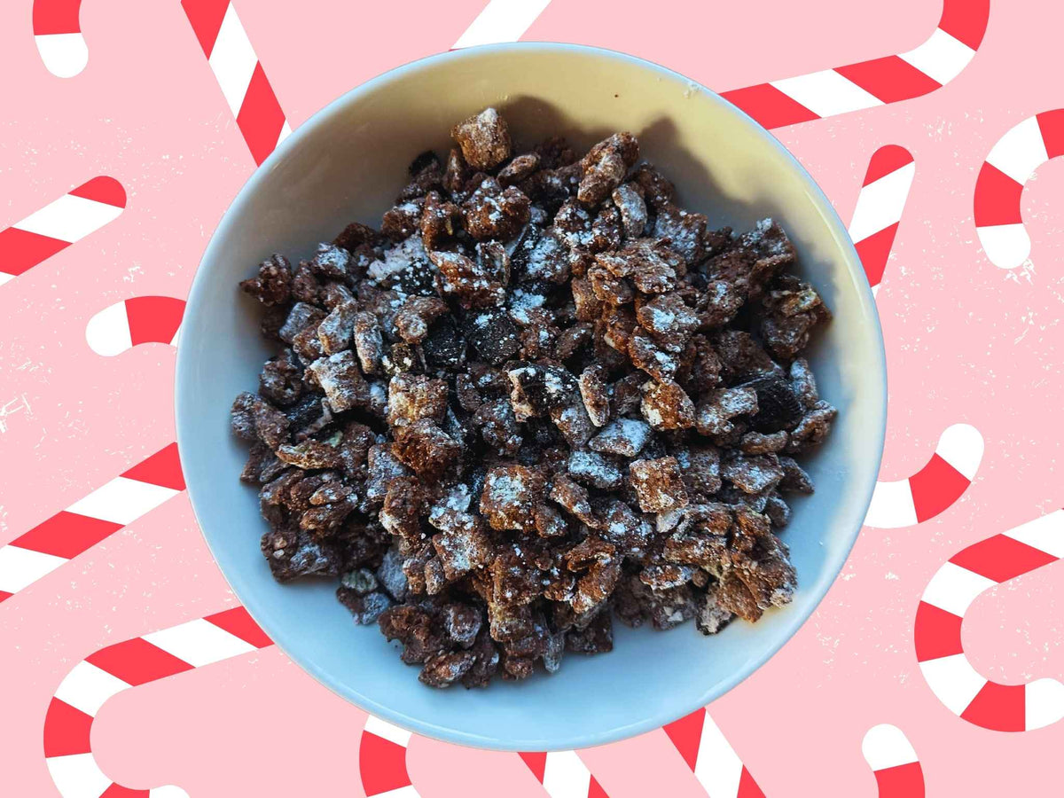 RECIPE: Make Sydney's Christmas Muddy Buddies