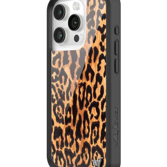 Wildflower Leopard Love iPhone 15 Pro Case