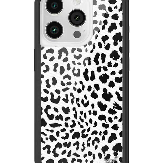 Wildflower iPhone case 15 Pro Snow Meow Leopard White Cute