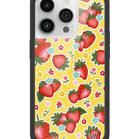 Wildflower Sweet Berries iPhone 14 Pro Case