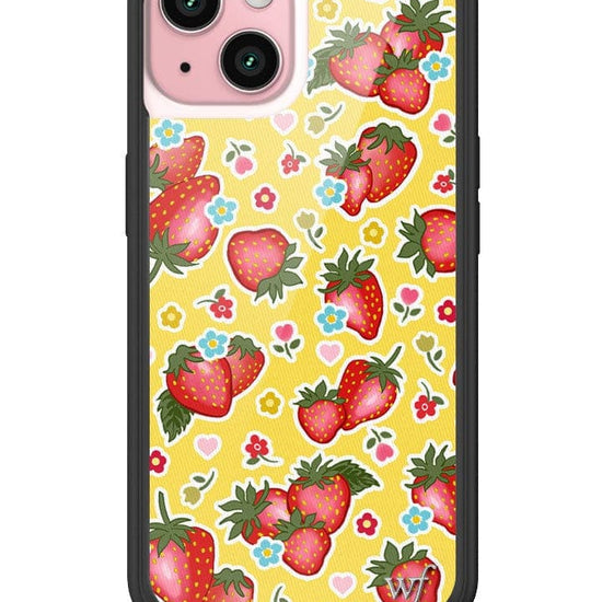 Wildflower Sweet Berries iPhone 15 Case