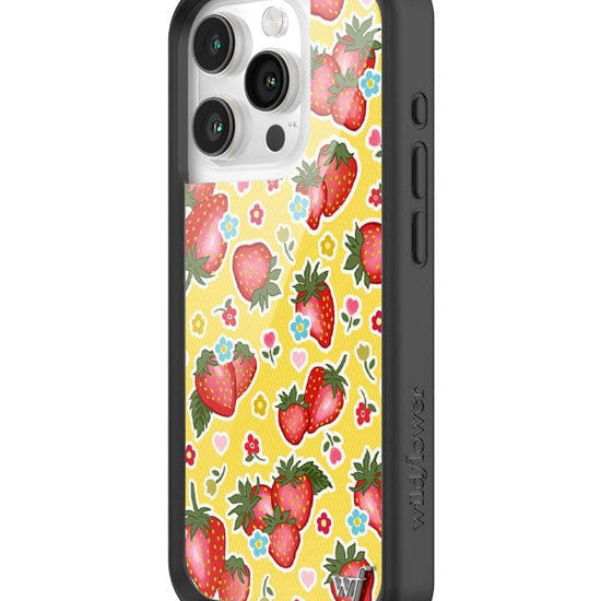 Wildflower Sweet Berries iPhone 15 Pro Case